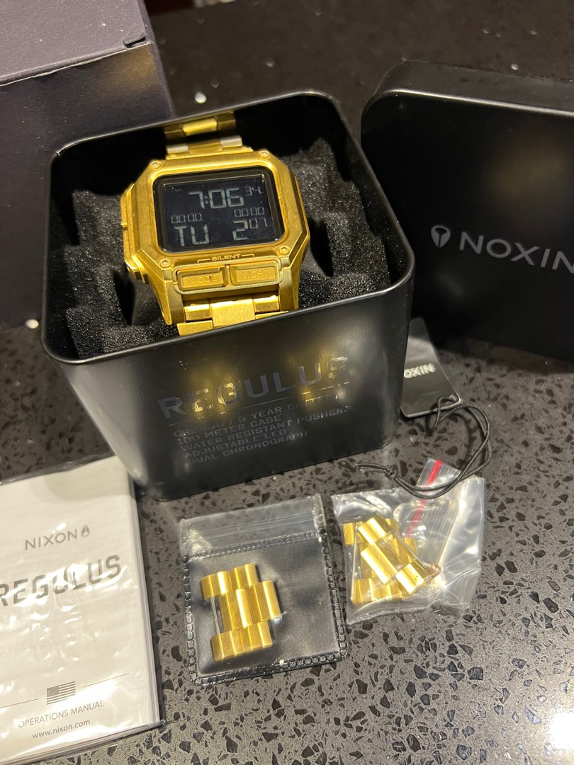 Nixon, Luxury, Watches on Carousell