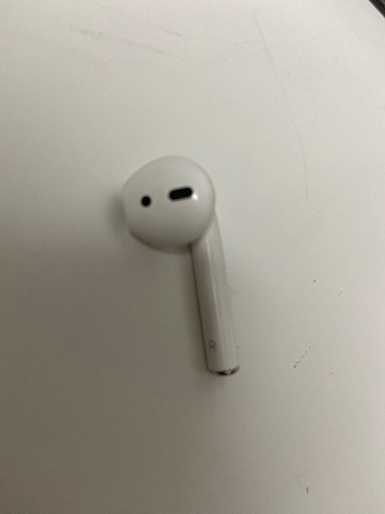 Not working Apple Airpods right side, Audio, Headphones & Headsets on