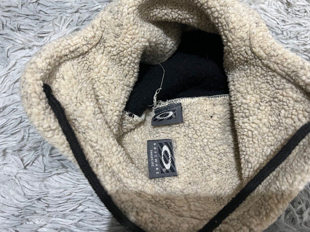 Oakley Moscow Hat Men s Fashion Watches Accessories Caps