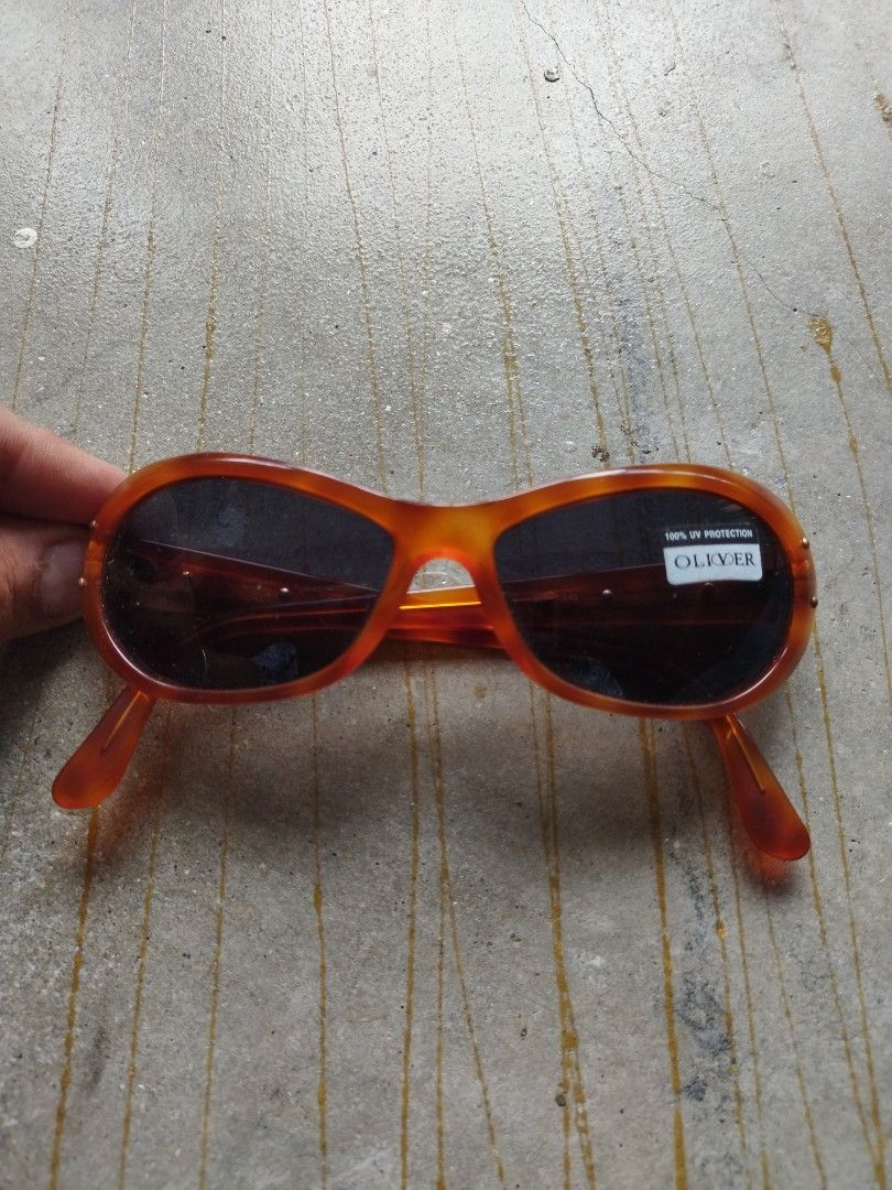 Valentino tortoise hot sale shell sunglasses