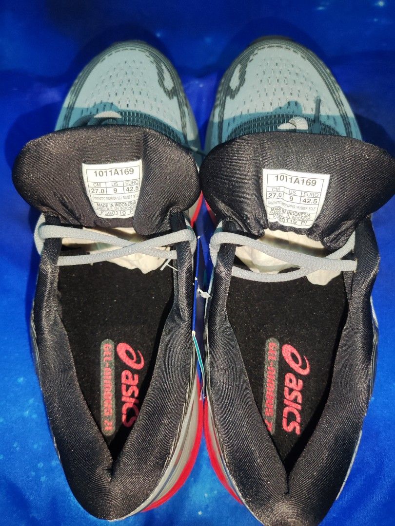 Asics nimbus hotsell 21 42.5