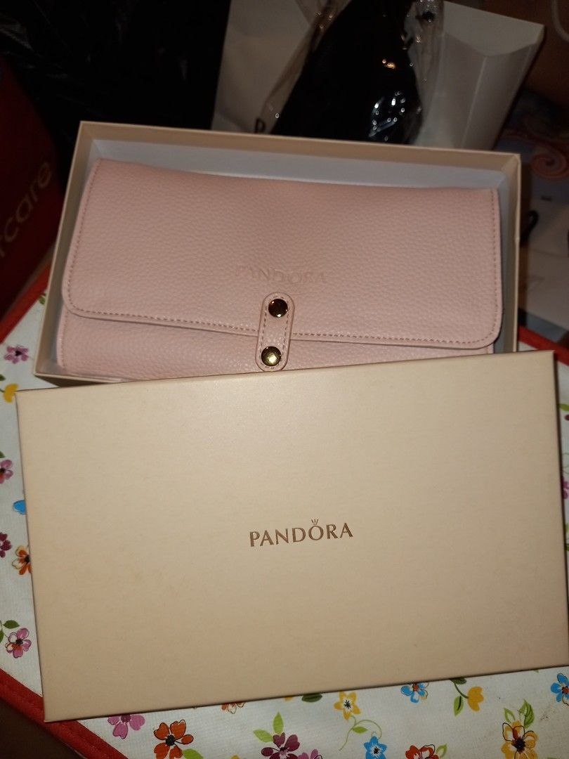 Pandora jewelry pouch