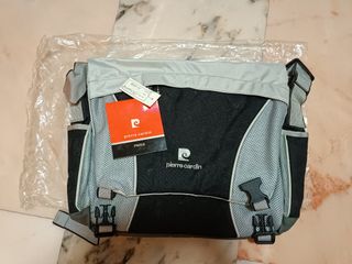 Pierre cardin 2025 sling bag singapore