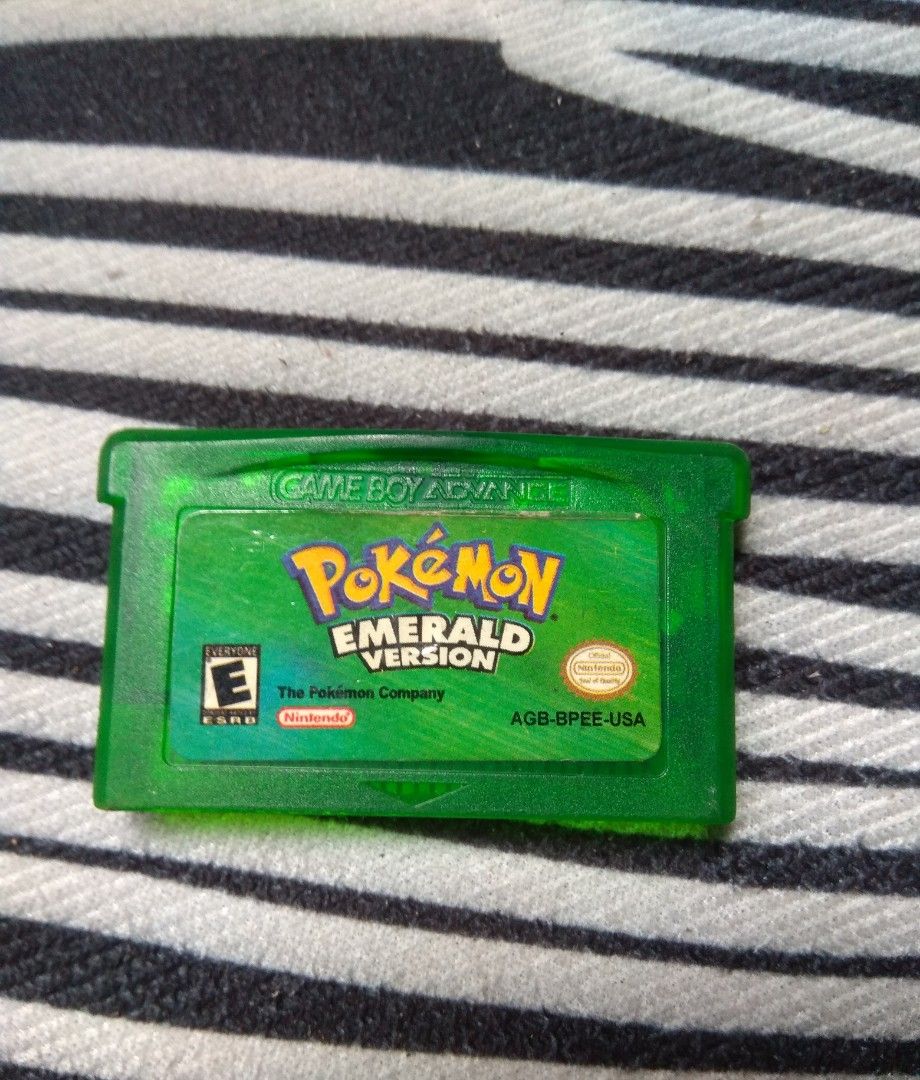 Pokemon Emerald game, Video Gaming, Video Games, Nintendo on Carousell