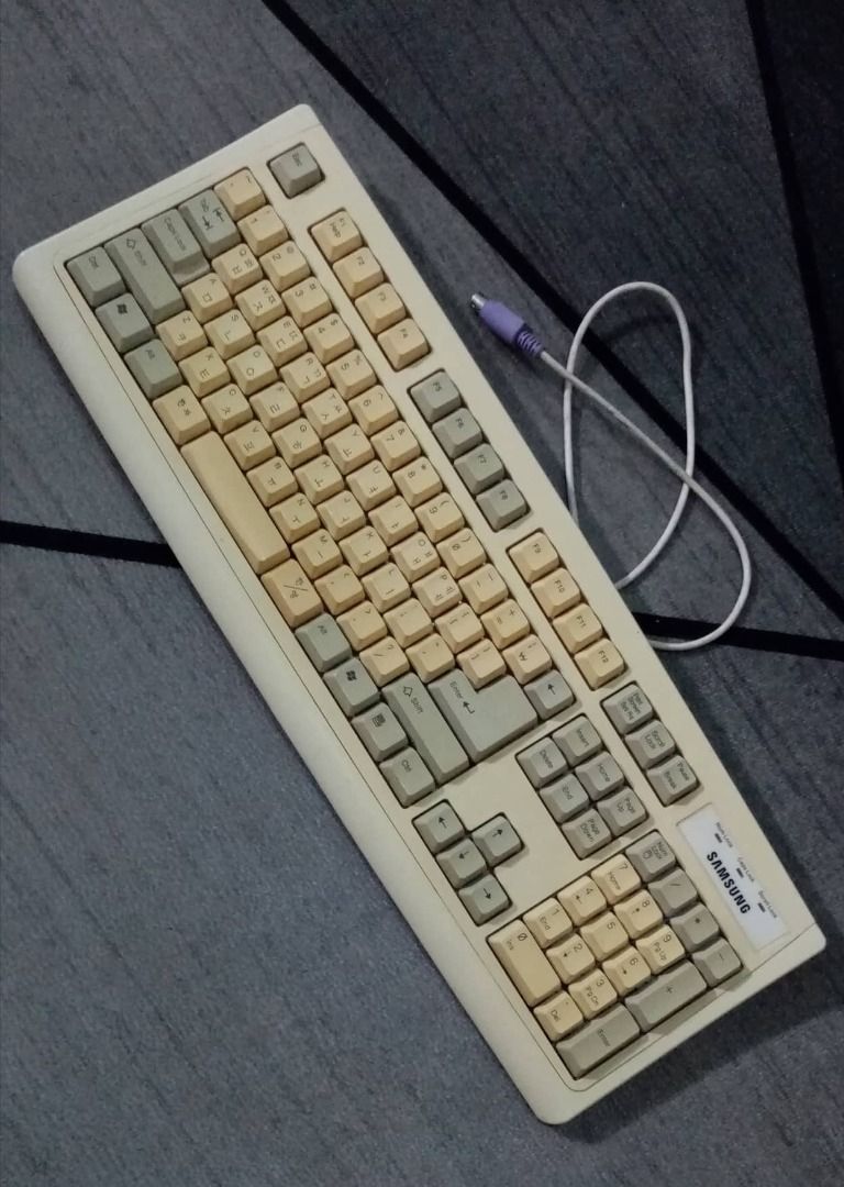 RARE Vintage Retro Samsung Original PS2 Keyboard, Computers & Tech