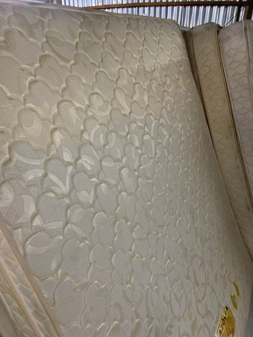 RM150 Mattress Queen Tilam Queen Area Puchong Used, Furniture