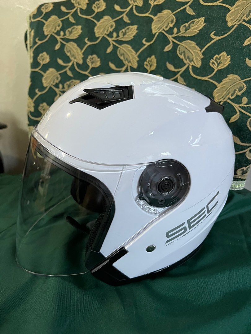 Sec half face helmet on Carousell