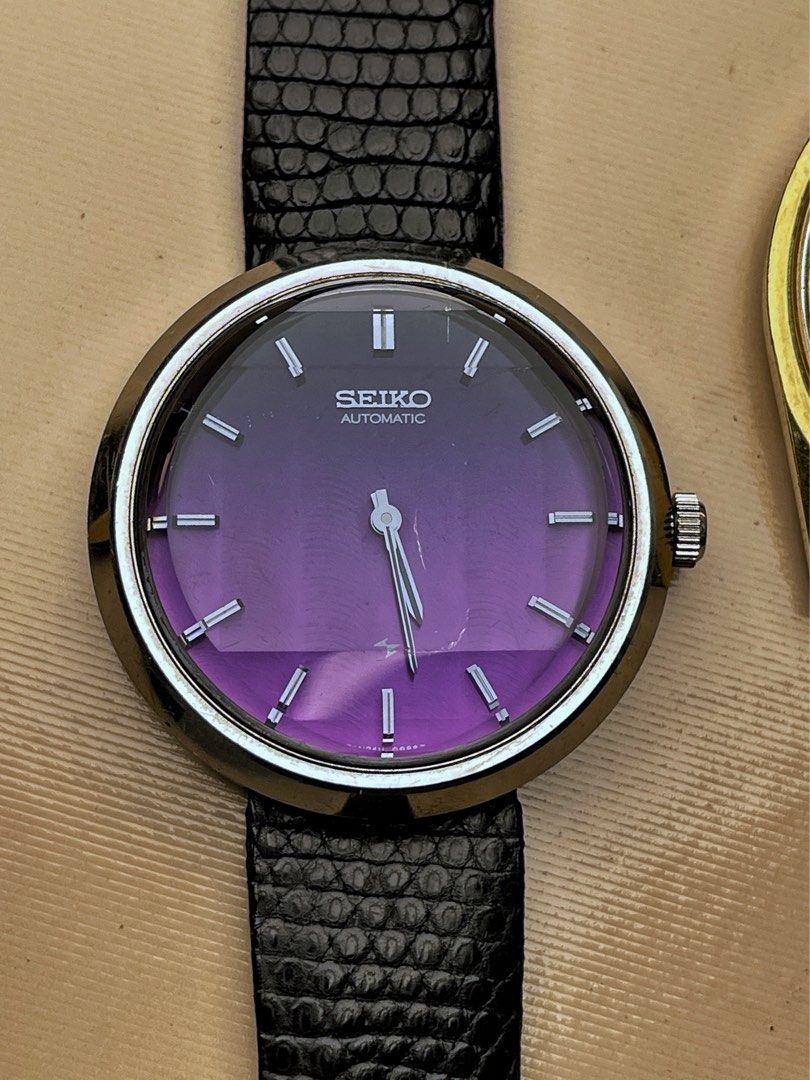 Seiko Chariot Manual Wind Disco Purple, Men's Fashion, Watches &  Accessories, Watches on Carousell