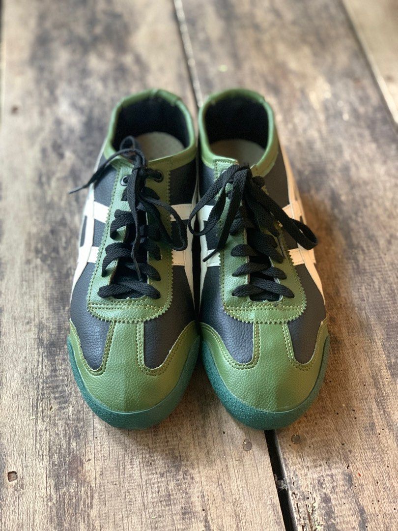 onitsuka tiger hijau