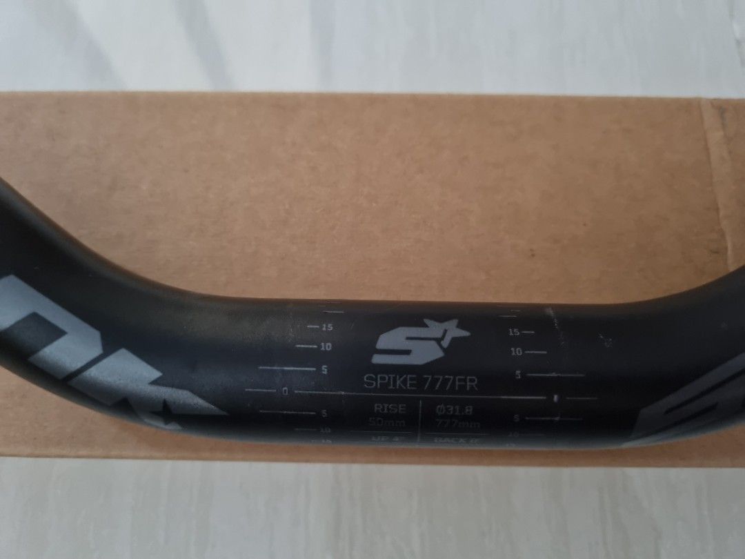 spank handlebar grips