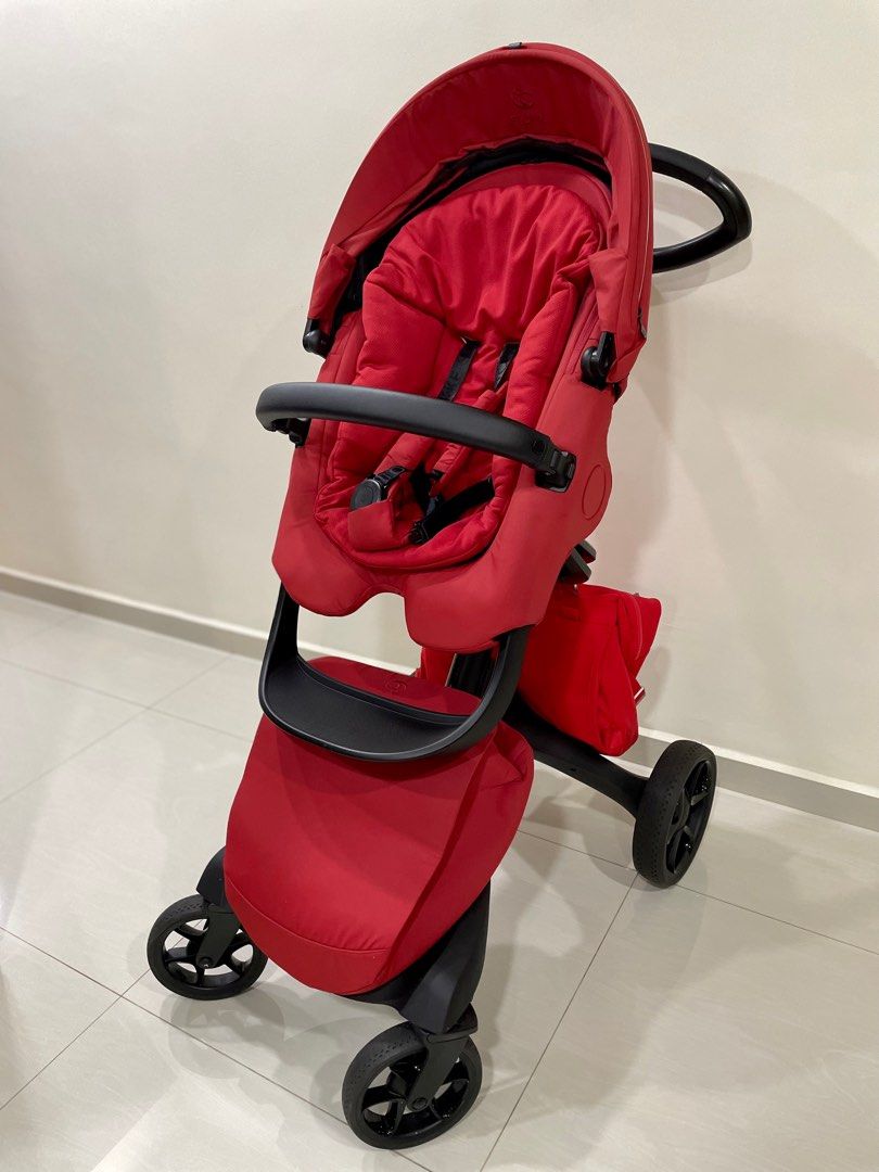 Stokke xplory v5 red top
