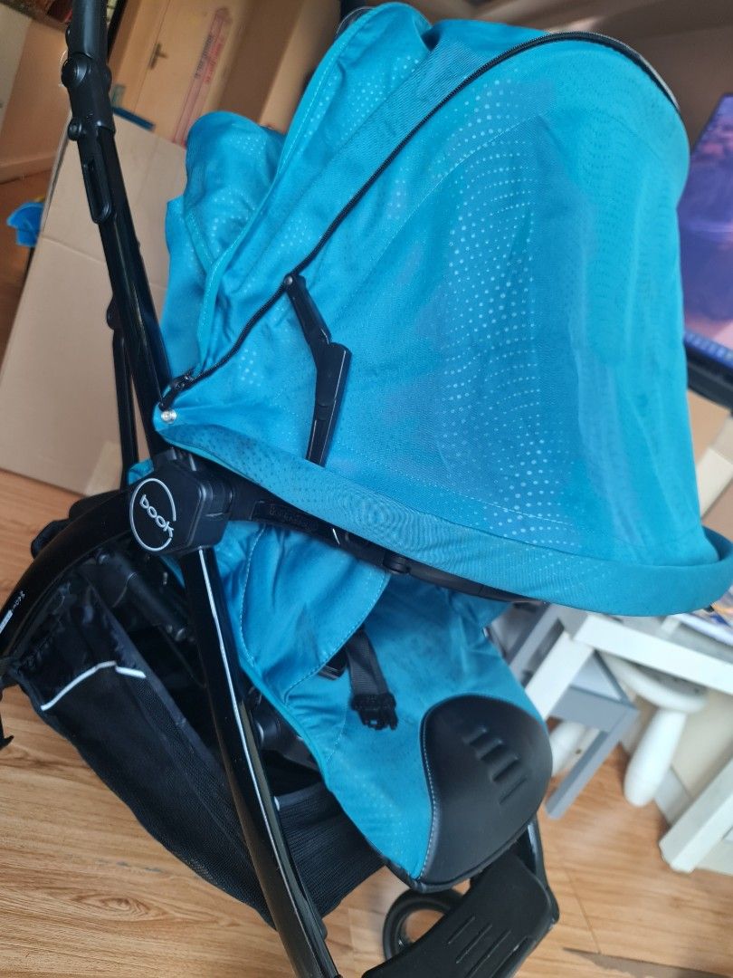 Stroller Spacious Peg Perego Book (Category: Strollers) located in Pasig City. Submitted by azuelanes9207 (Listing ID 1179132991, Image 1). Description: last Price posted "Easy Drive Wheels with ball bearings and suspensions allow for 360 degree agility and less effort in pushing. One-Piece Handle Allows for easy push with just one hand. Smooth Ride Lockable front swivel wheels with independent "one-step" rear wheel brakes. Recline Deep, recline 