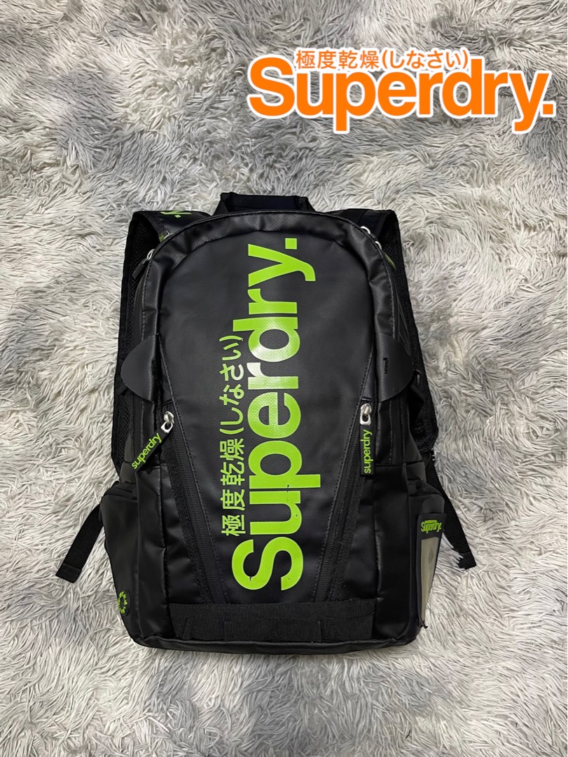 SUPERDRY Backpack Black/Green, Men's Fashion, Bags, Backpacks on Carousell