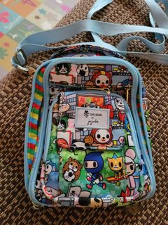 (Category: ) located in . Submitted by neeniko (Listing ID 1216941344, Image 1). Description: .
