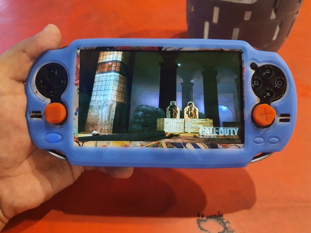 Used PS Vita 1000 fat version, Video Gaming, Video Game Consoles