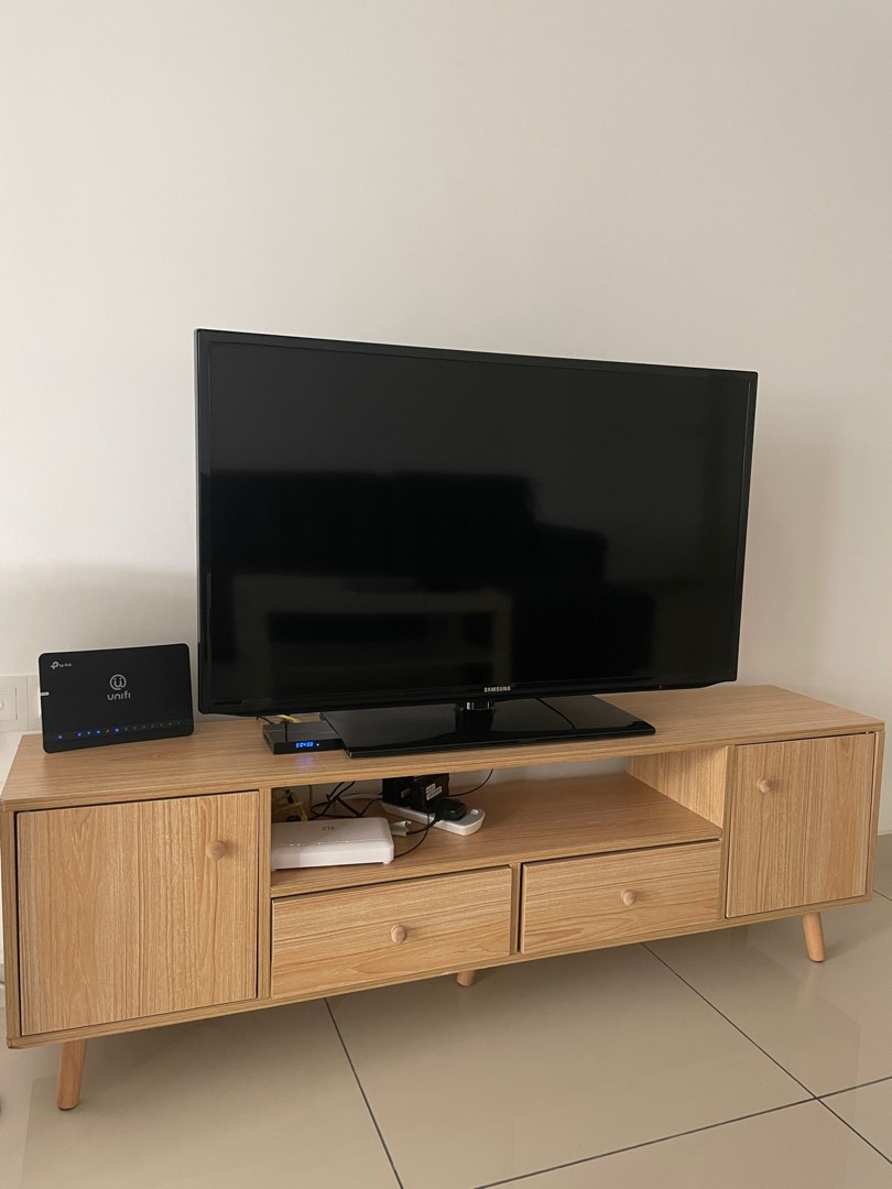 Used TV console, Furniture & Home Living, Furniture, TV Consoles on