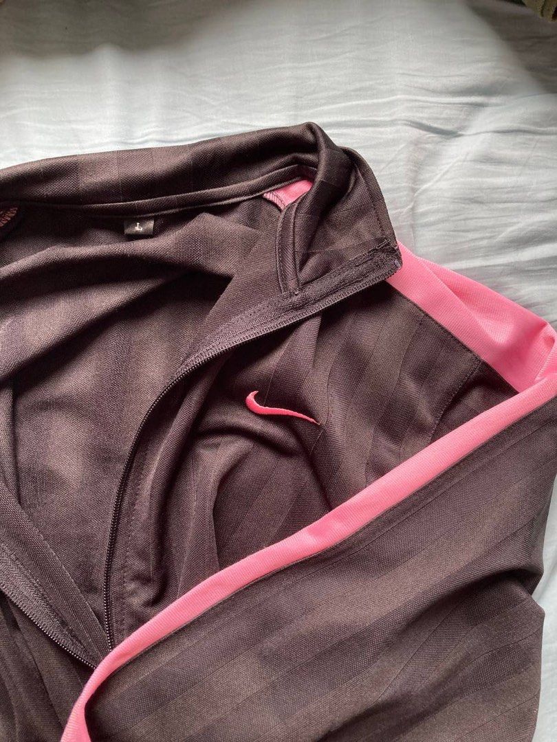 Vintage Nike black pink windbreaker