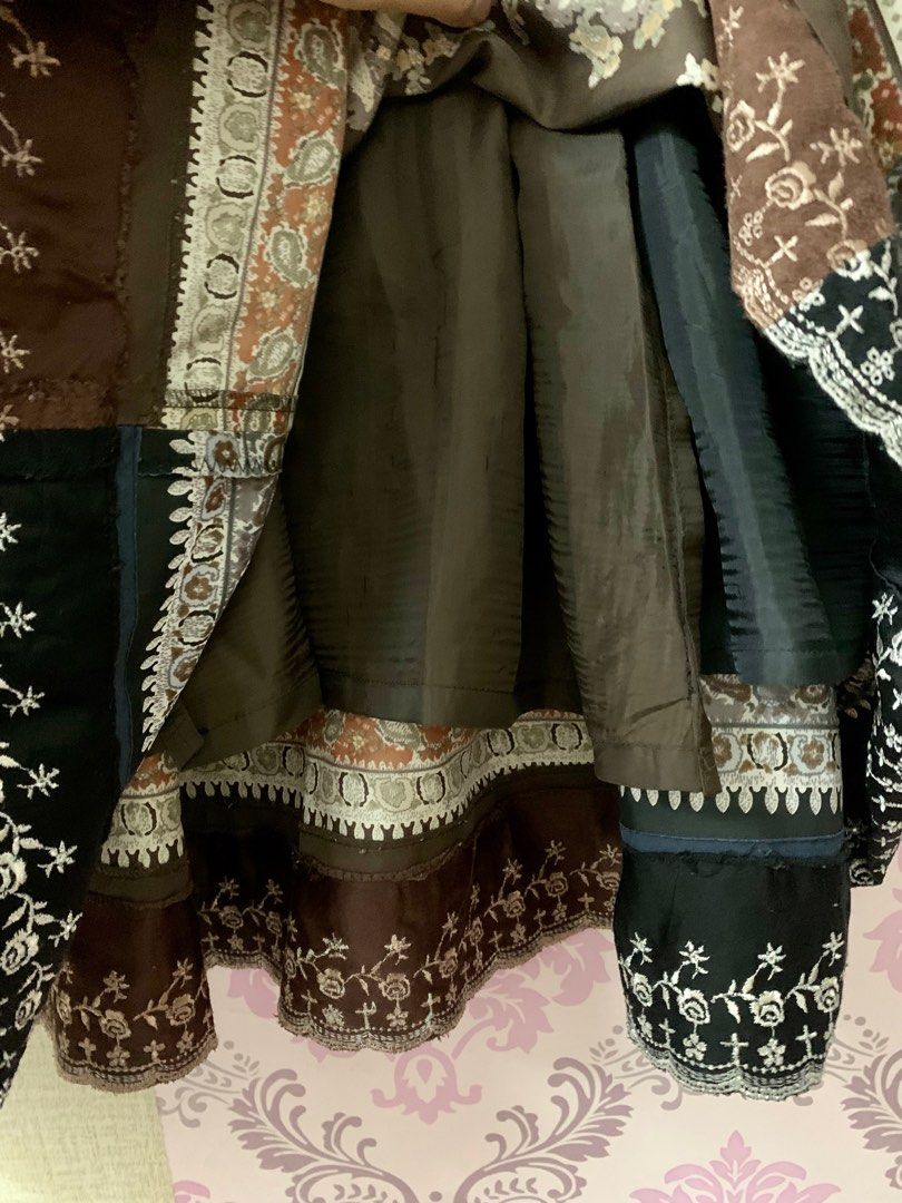 VINTAGE SKIRT CORAK PAISLEY HINDU TRADISIONAL, Women's Fashion, Bottoms