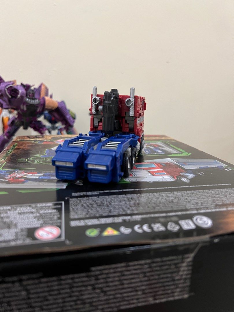 Transformers Kingdom Optimus Prime, Hobbies & Toys, Toys & Games on