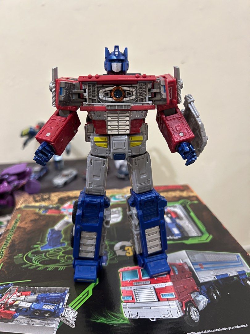Transformers Kingdom Optimus Prime, Hobbies & Toys, Toys & Games on