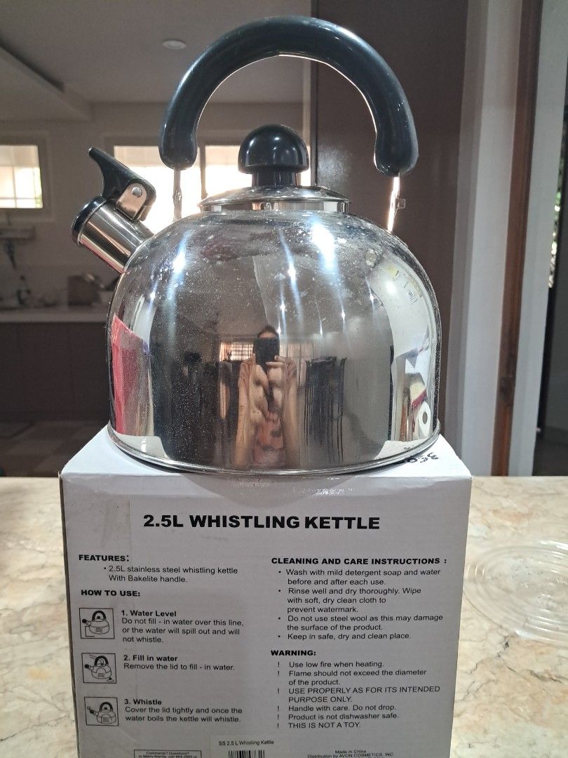 Whistling kettle (Category: Other Kitchenware & Tableware) located in Manila. Submitted by cherrytreasures (Listing ID 1216850397, Image 1). Description: 2.5L stainless steel whistling kettle.
