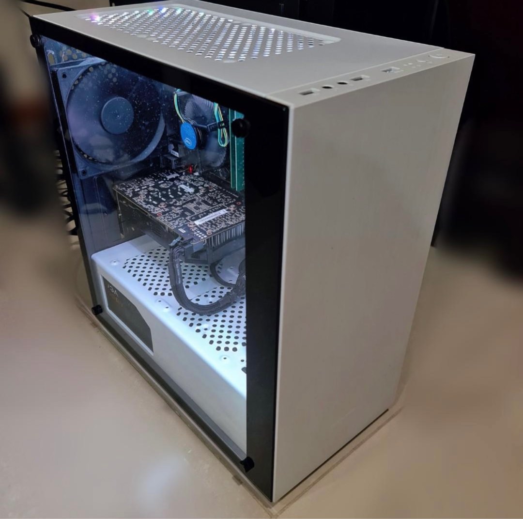 White Gaming Pc, Computers & Tech, Desktops on Carousell