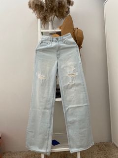 (Category: ) located in . Submitted by shopwithelly (Listing ID 1216941354, Image 1). Description: .