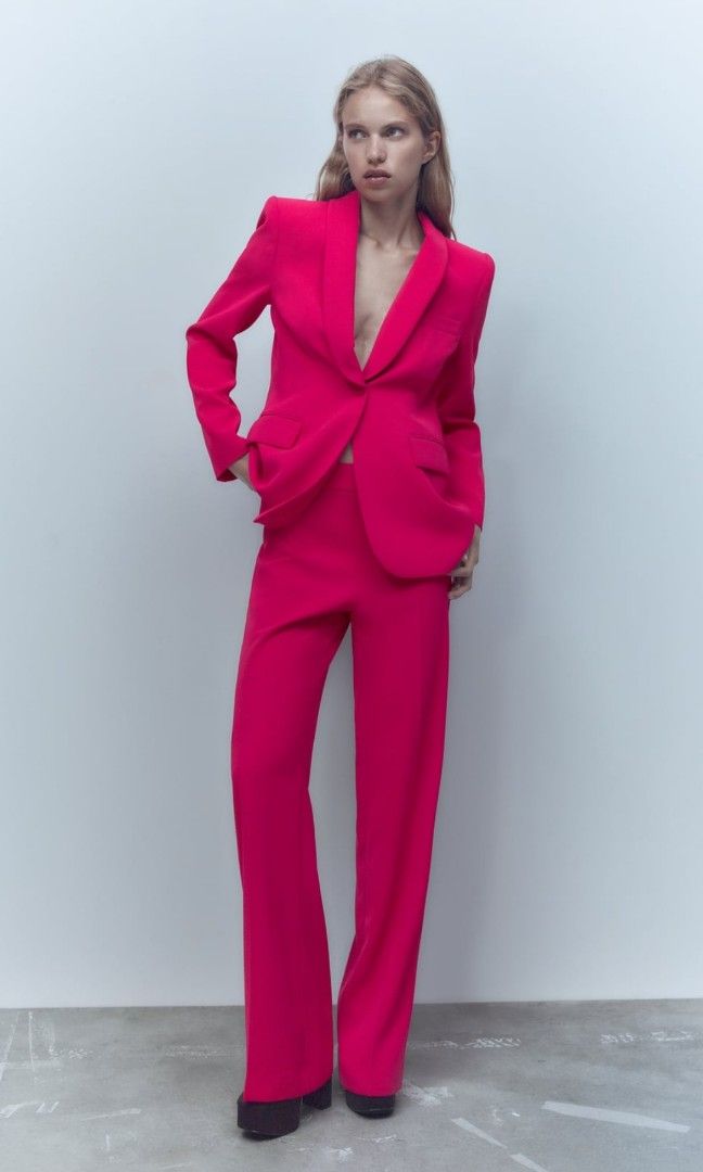 Tailleur fucsia new arrivals zara