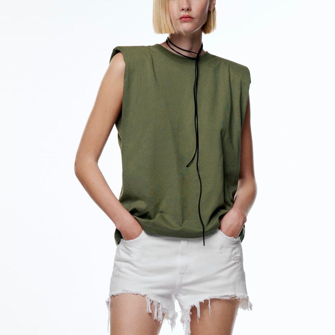 Zara t best sale shirt shoulder pads