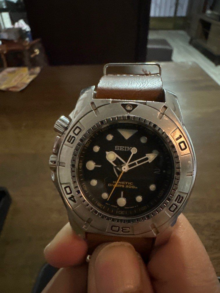 1 lots of used SEIKO KINETIC WATCHES Luxury Watches on Carousell