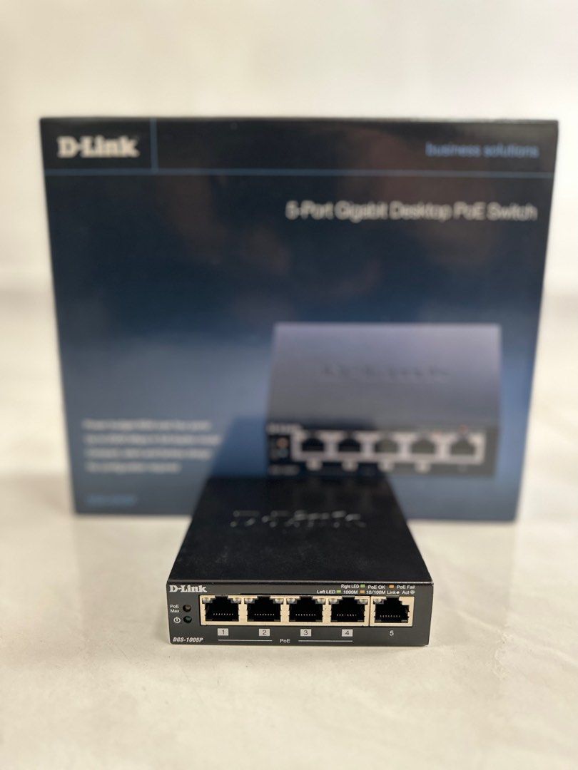 Switch D-Link 5 Ports 10/100/1000Mbps DGS-1005P (4 POE)