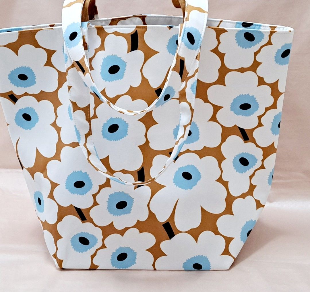 Marimekko 啡底白色大花花! 全新tote bag 2way 大袋底有棉防水布料布袋