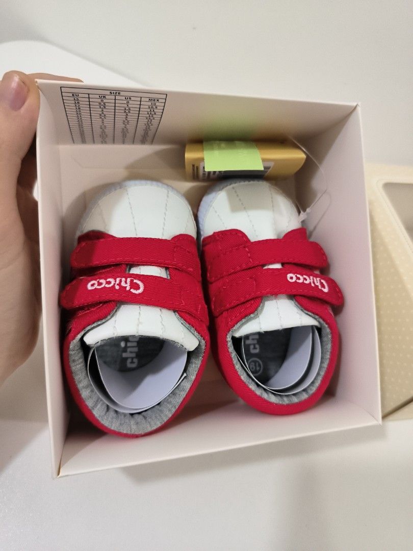 Chicco top baby shoes