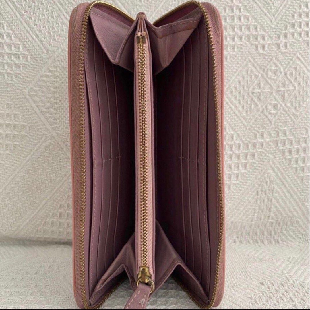Burberry wallet deals women price