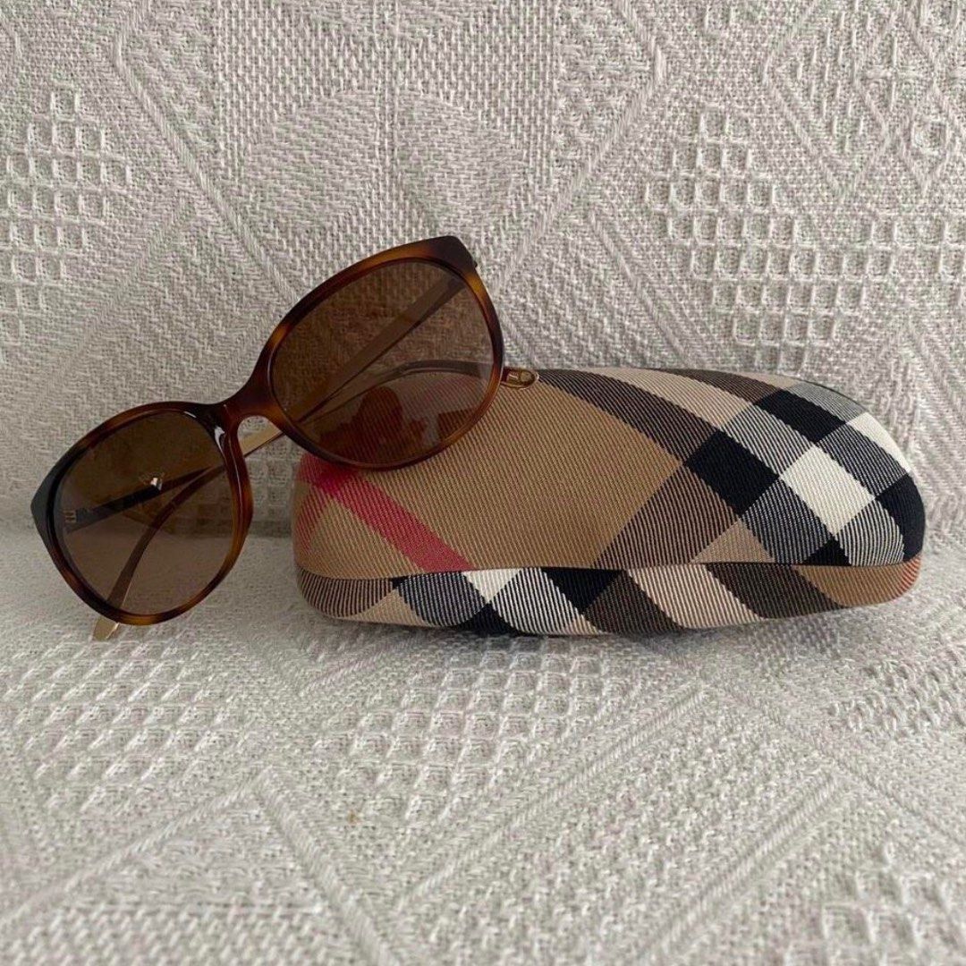 Genuine Burberry Women s Sunglasses Luxury Accessories on