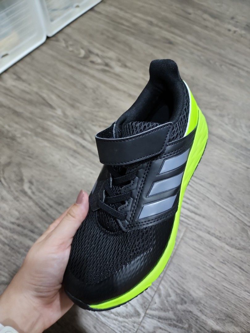 Adidas boys hot sale size 5