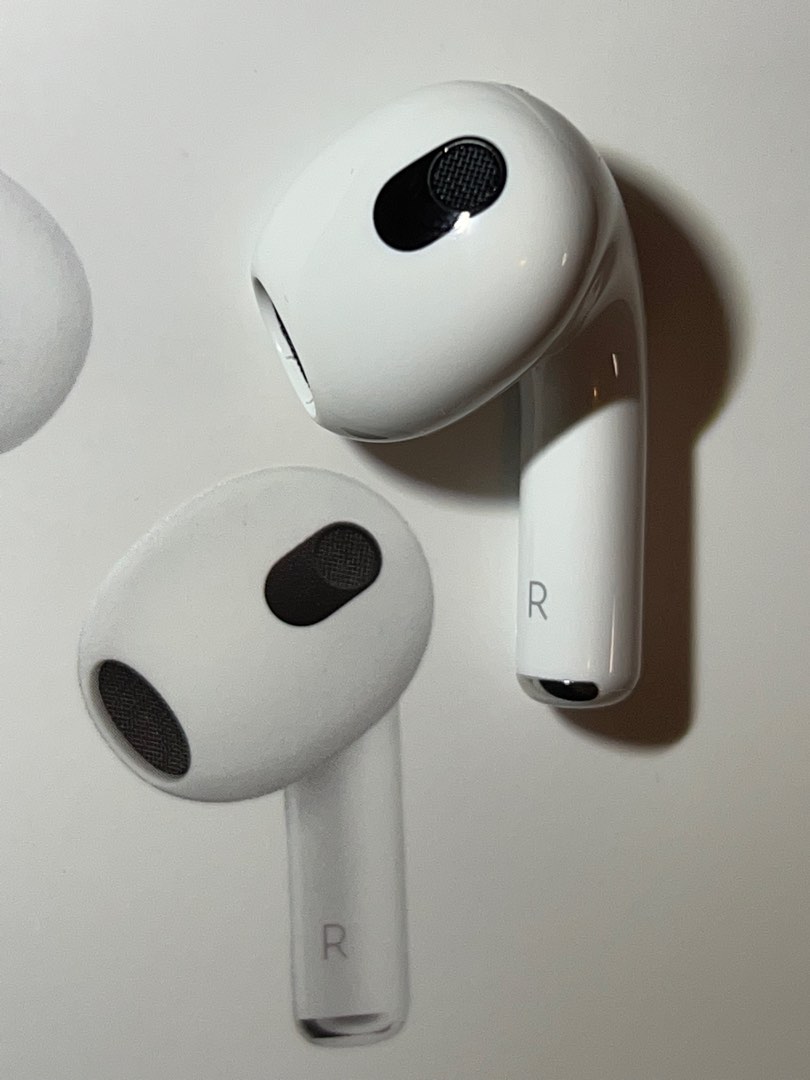 お取り寄せ】 Apple Airpods Pro2 右耳 A2698 Right - オーディオ機器