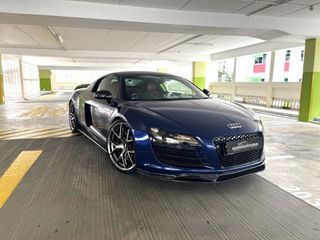 Audi R8 Coupe 4.2 FSI quattro S-tronic (A)