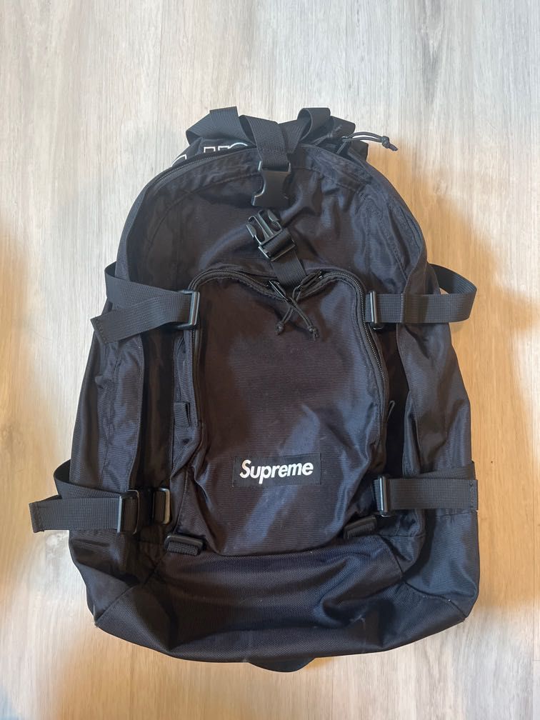 Supreme Backpack 2019 ss, 男裝, 袋, 背包- Carousell