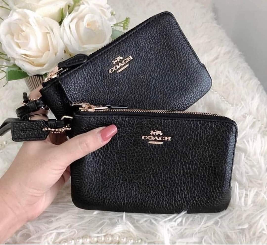 BIG SALE COACH WRISTLET BLACK WALLET