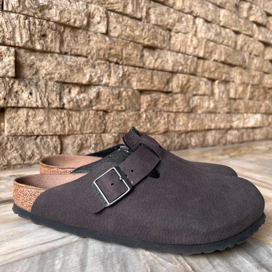 Birkenstock Boston Clogs Vegan in Desert Dust Black