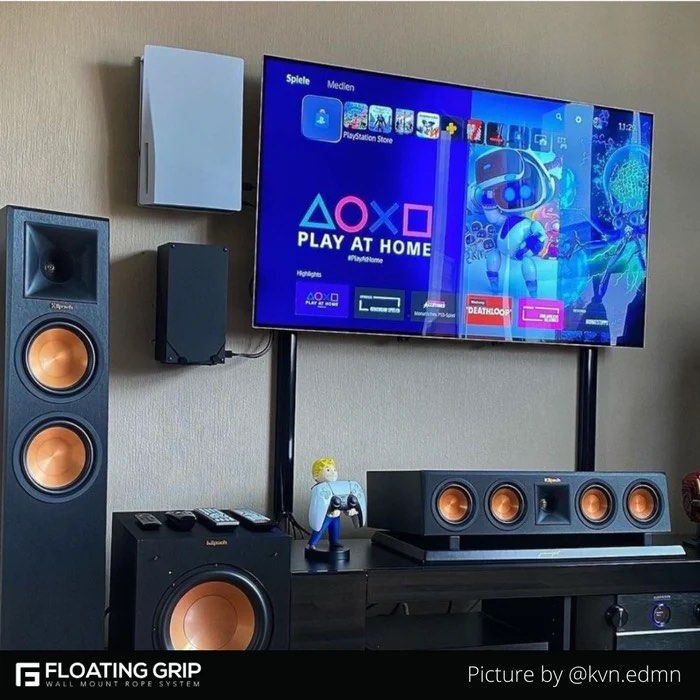 BN FLOATING GRIP XBOX Series X Wall Mount, Computers & Tech, Parts