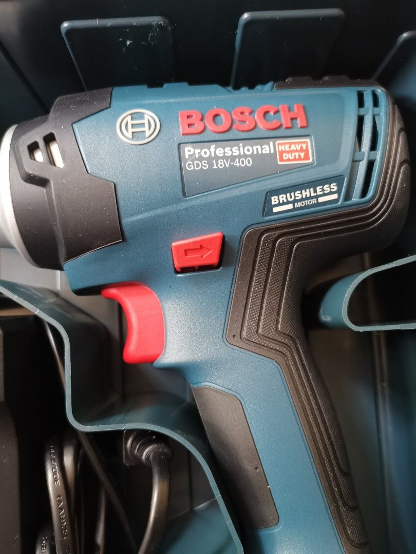 Bosch GDS 18V400 Brushless Motor, Furniture & Home Living, Home