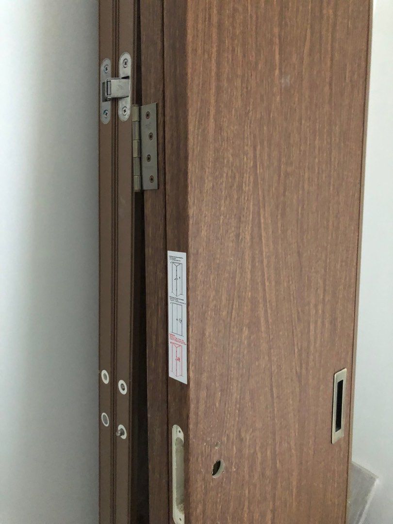 BTO Bifold toilet doors x 2, Furniture & Home Living, Security & Locks
