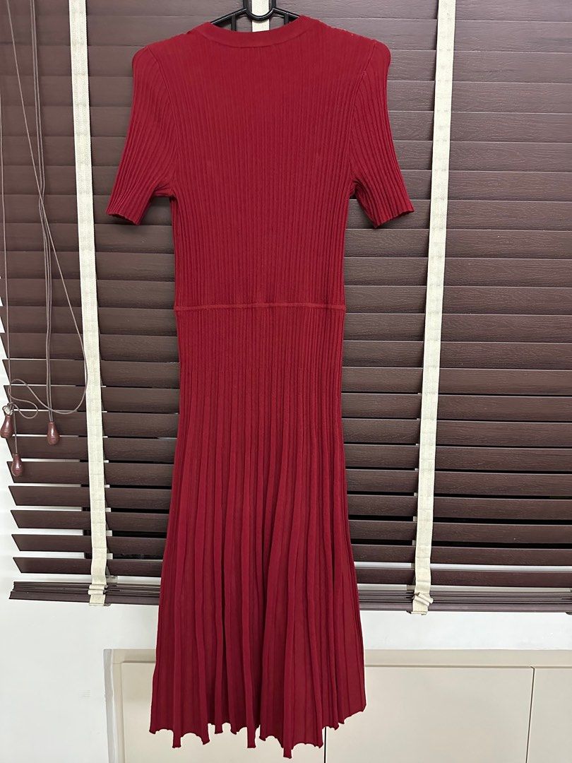 Calvin Klein CK Crepe Cotton Ribbed Dress in Dark Red, Women's Fashion,  Dresses & Sets, Dresses on Carousell