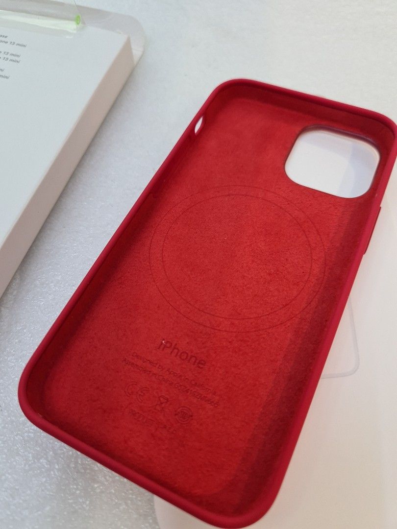 iPhone 13 mini Silicone Case with MagSafe – (PRODUCT)RED
