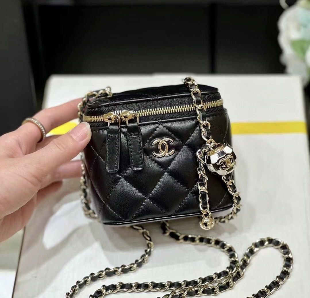 Chanel 23C Mini Vanity, Luxury, Bags & Wallets on Carousell