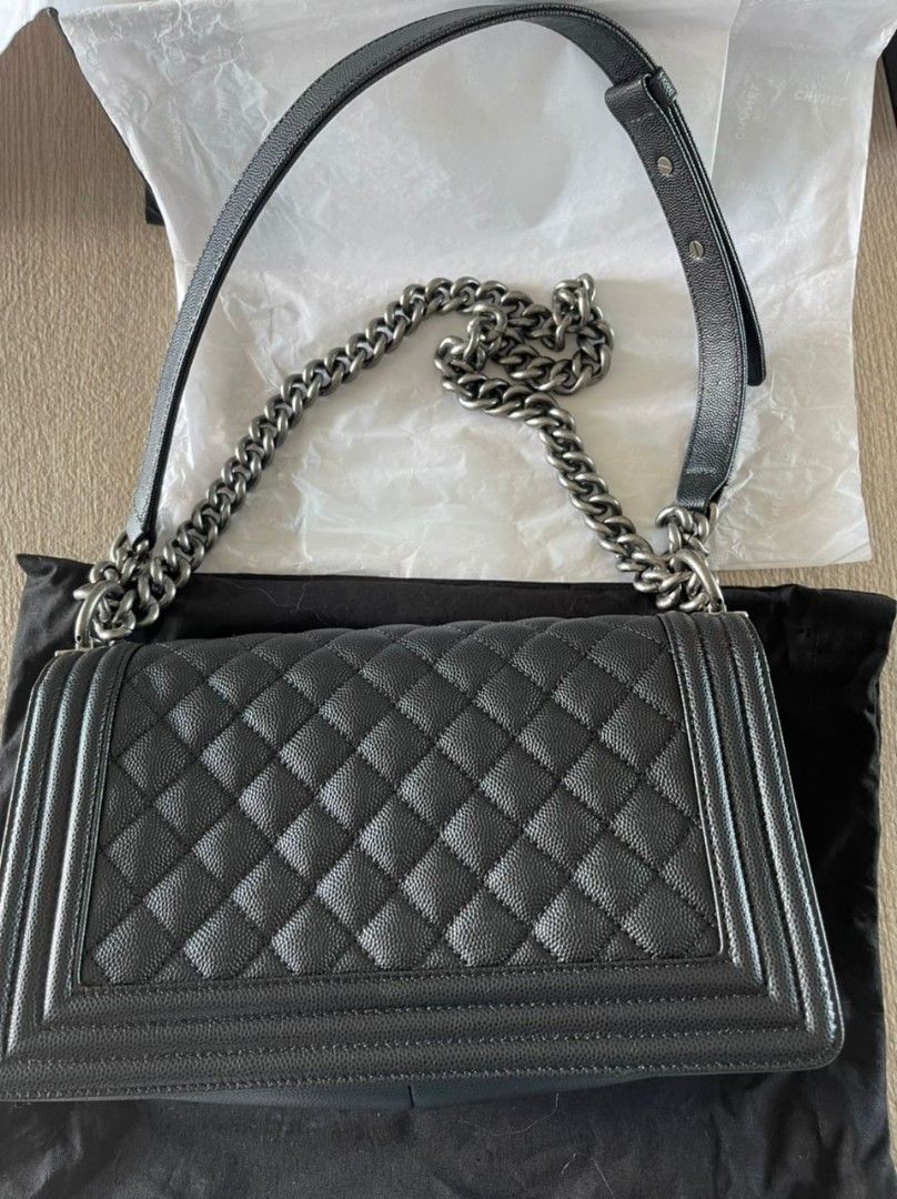 Chanel Le Boy Medium, Women's Fashion, Bags & Wallets, Shoulder Bags on