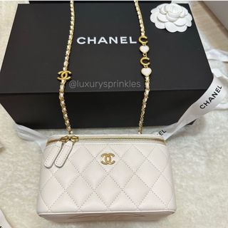 (Category: ) located in . Submitted by luxurysprinkles (Listing ID 1217174274, Image 1). Description: .