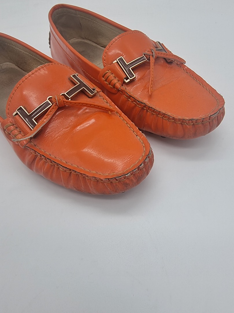 CMG Orange Loafers, Women's Fashion, Footwear, Loafers on Carousell